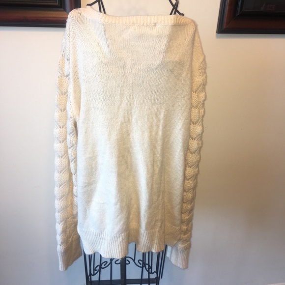 Sweater - Picture 2 of 3